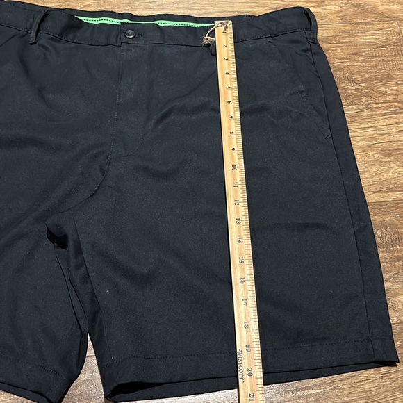 IZOD Golf black shorts - Picture 3 of 11